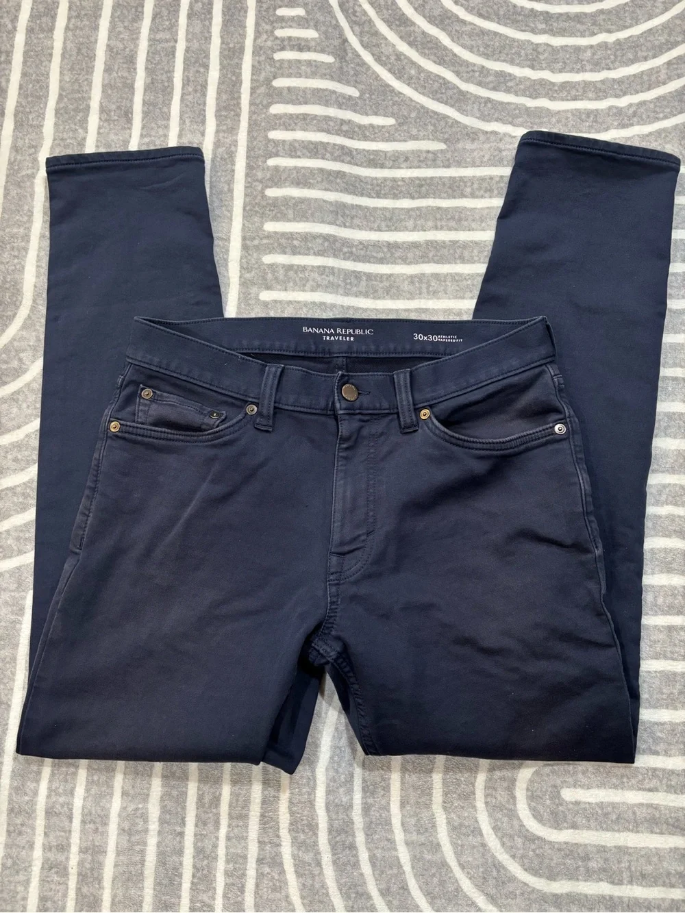Banana Republic Navy Traveler Athletic Tapered Pants, 30x30